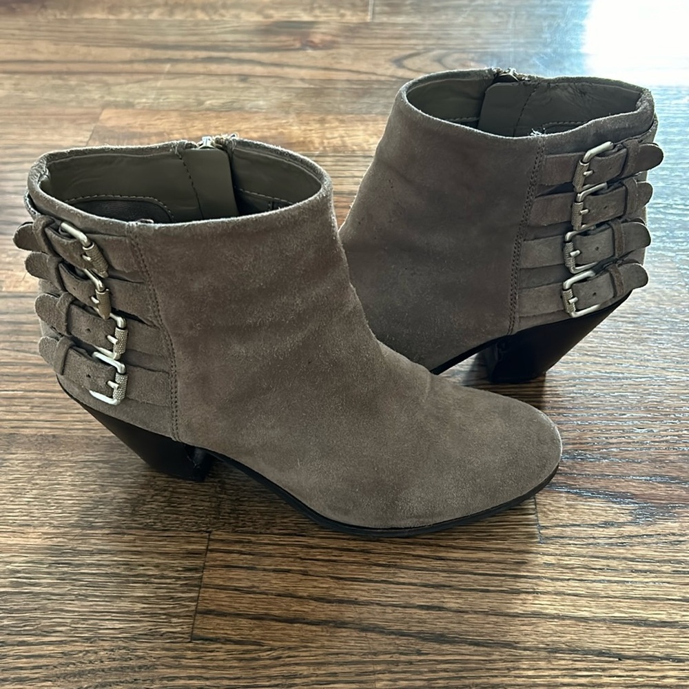 **SOLD** Sam Edelman Lucca Beige Boots